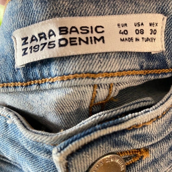 Zara custom floral stitched jeans - Picture 2 of 3